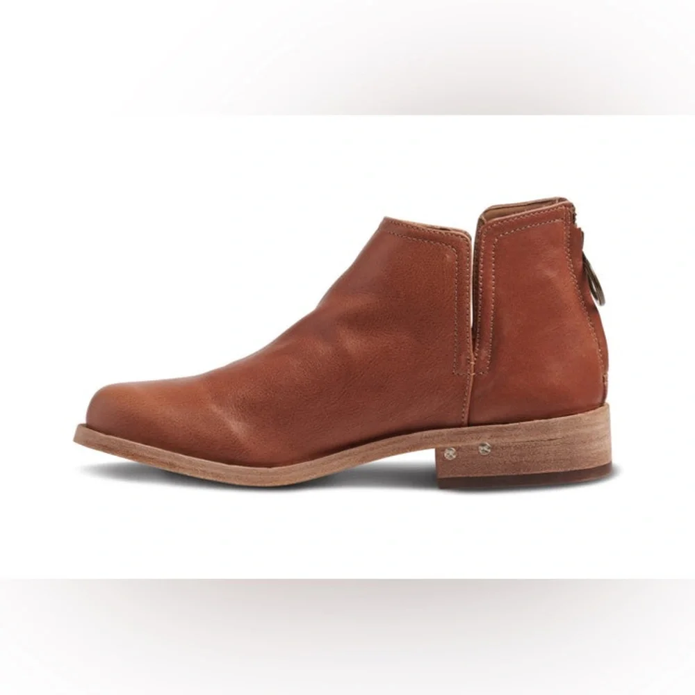 beek falcon leather